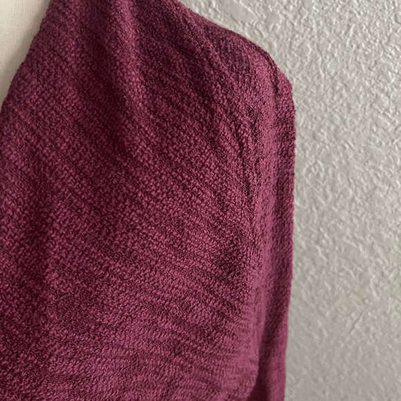 Steve Madden Elegant Burgundy Women's open Sweater jacket size small oversized - Picture 2 of 4